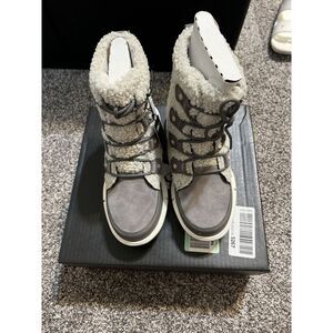 SOREL EXPLORER-II JOAN COZY BOOTS - WOMENS SIZE‎ 6 Gray